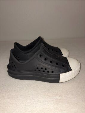 Converse CTAS Play Lite CX Sneaker Black and White Size 1 kids